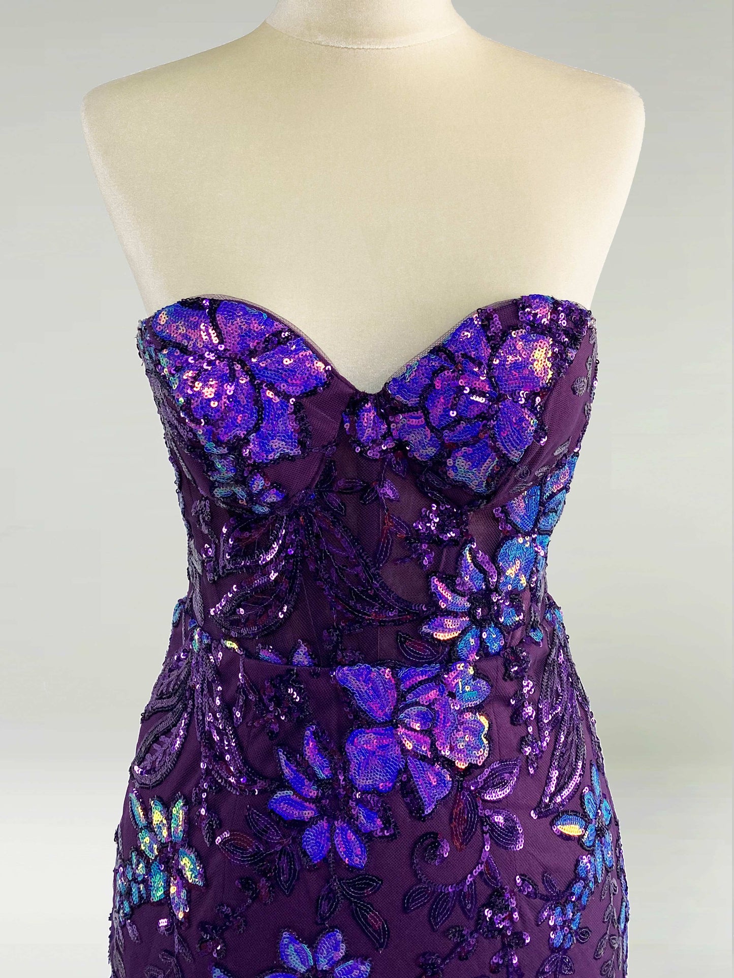 Amara | Graceful Purple Mermaid Satin Prom Dress with Sweetheart Neckline and Appliques