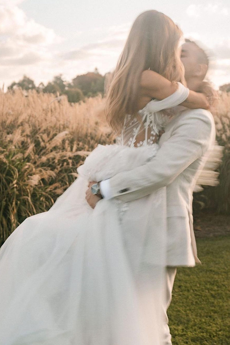 Bohemian A Line V Neck Tulle Wedding Dresses with Appliques LD072901