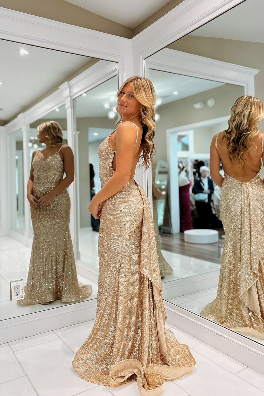 Vivienne | Charming V-Neck Champagne Sequin Mermaid Long Prom Dress