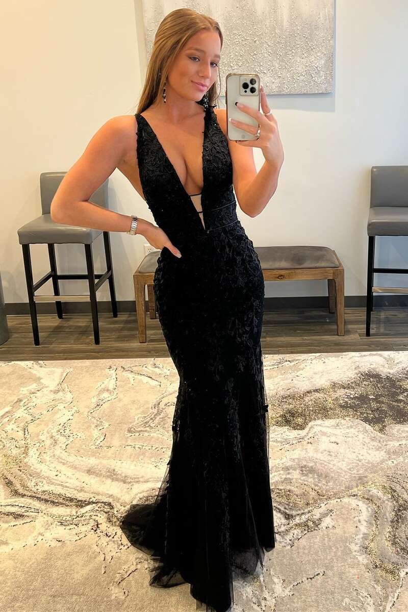 Kallie | Lace Mermaid Prom Dress with Plunge V-Neck Lovedreamdress Kallie | Lace Mermaid Prom Dress with Plunge V-Neck Lovedreamdress