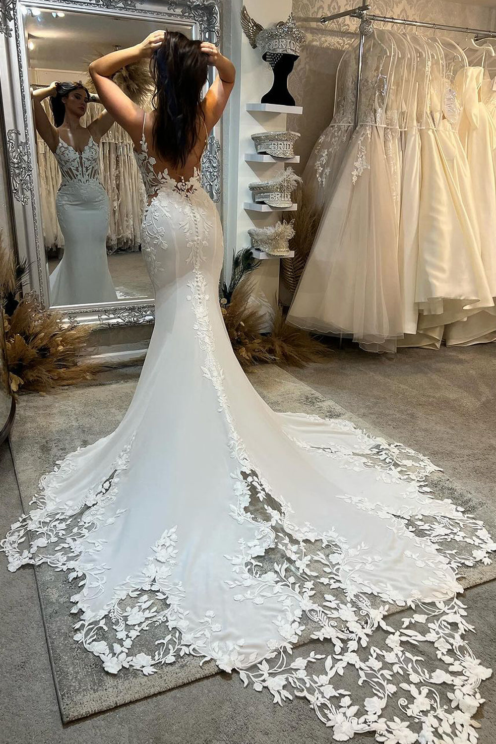 Vivienne | Elegant V-Neck Mermaid Long Wedding Dress in Elastic Satin with Appliques