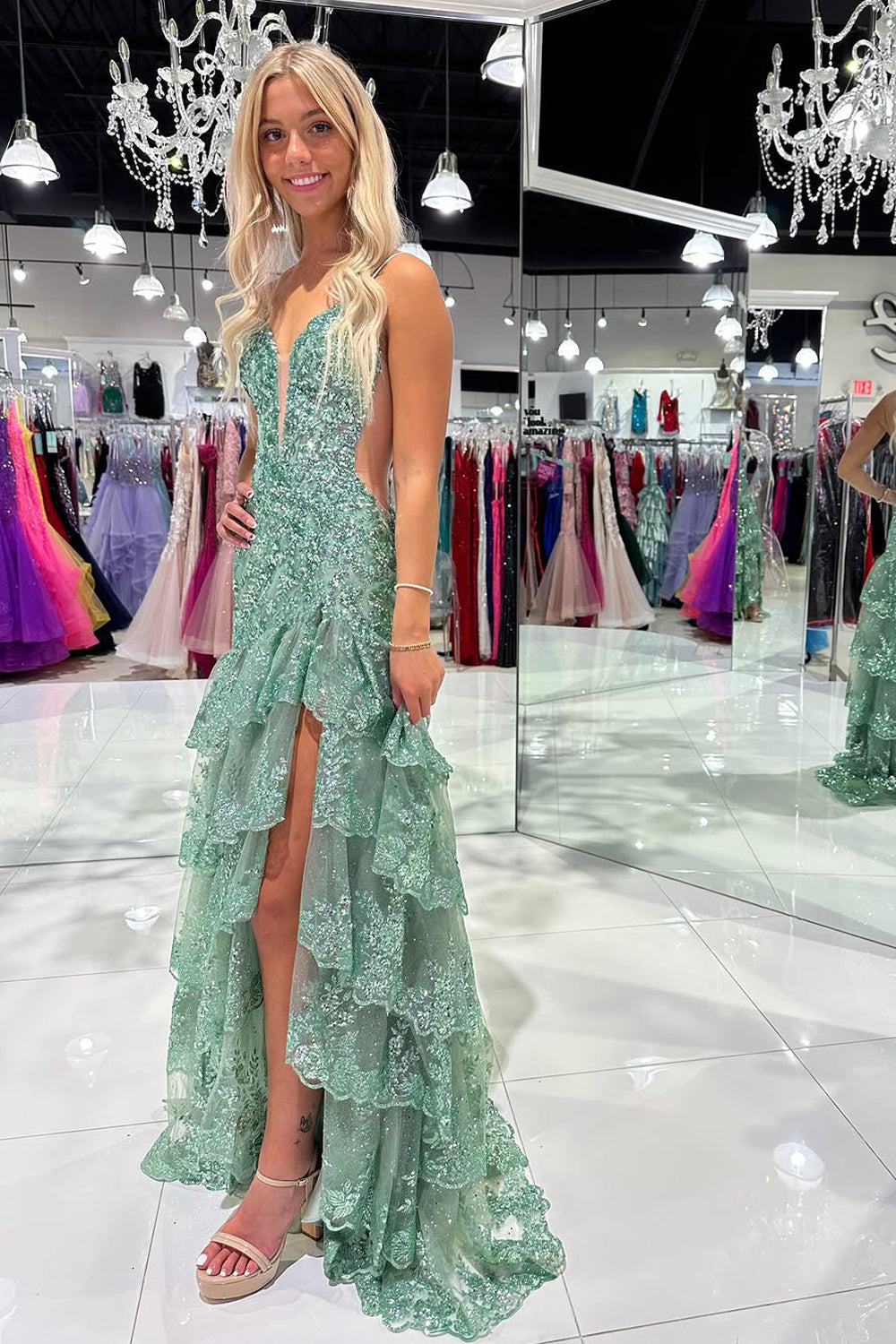 Gorgeous Sheath V-Neck Sage Green Prom Dress with Appliques