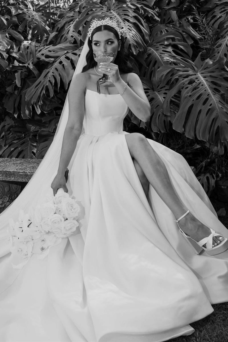 Princess A-Line Strapless Satin Wedding Dresses LD062586