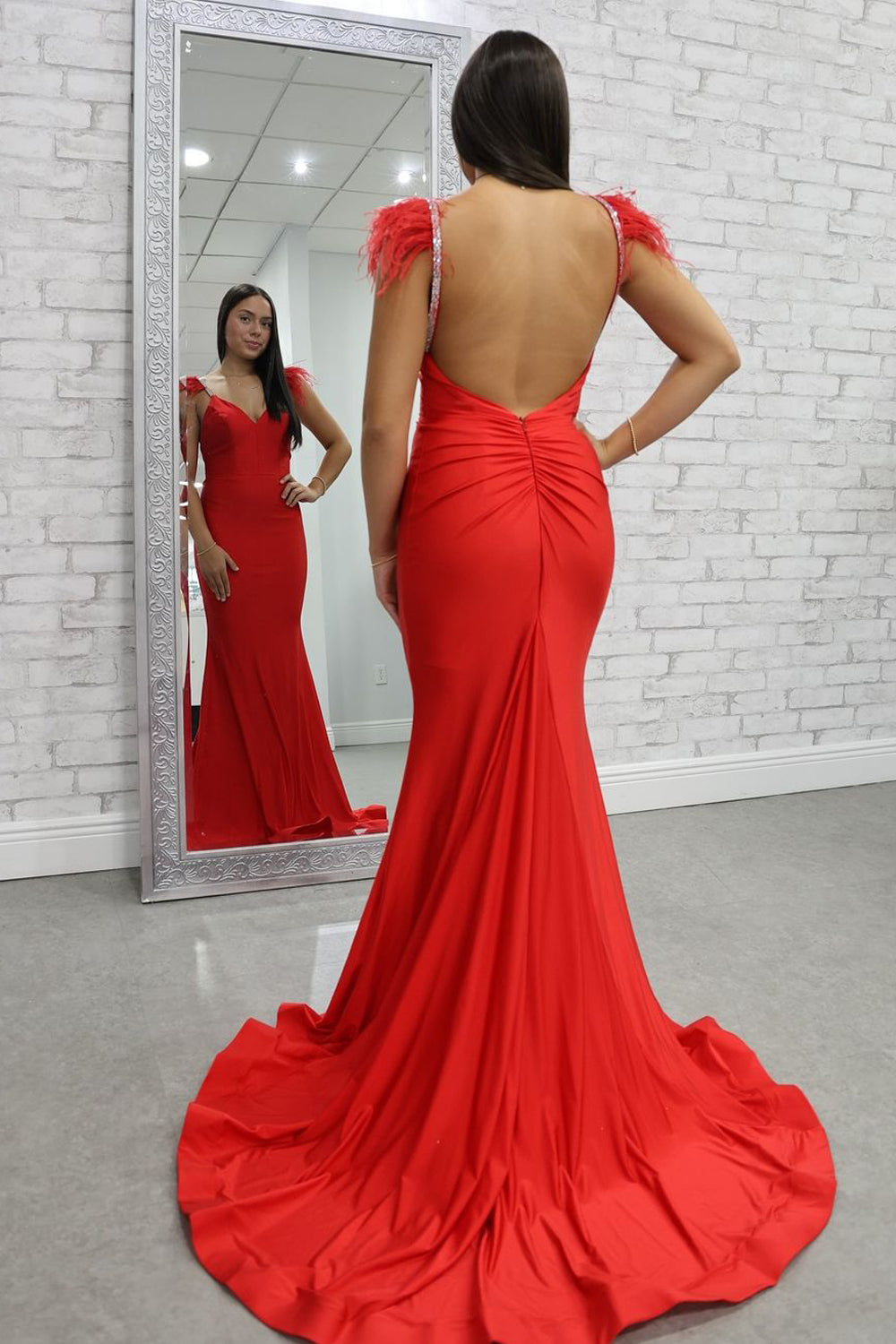Charming Red Satin V-Neck Mermaid Prom Dress with Beading