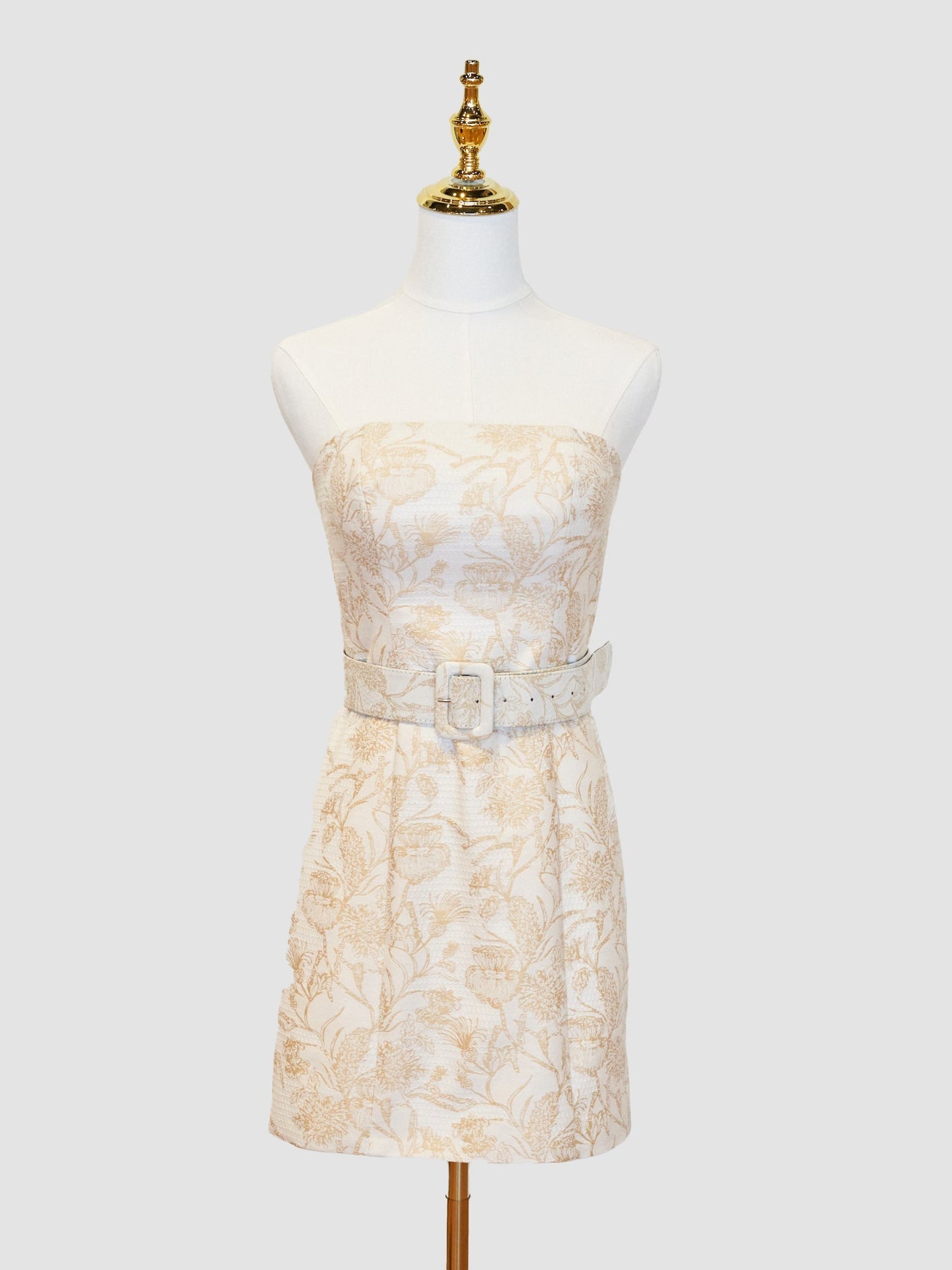 Amaryllis | Strapless Sheath Short Homecoming Dress
