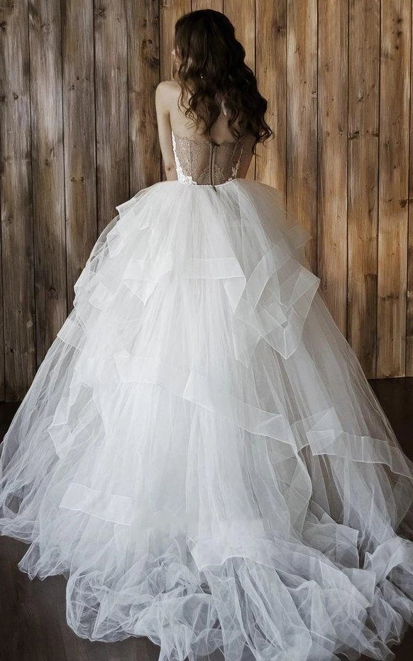 Floral Lace Boho A-Line Wedding Dress with Sweetheart Neckline and Court Train