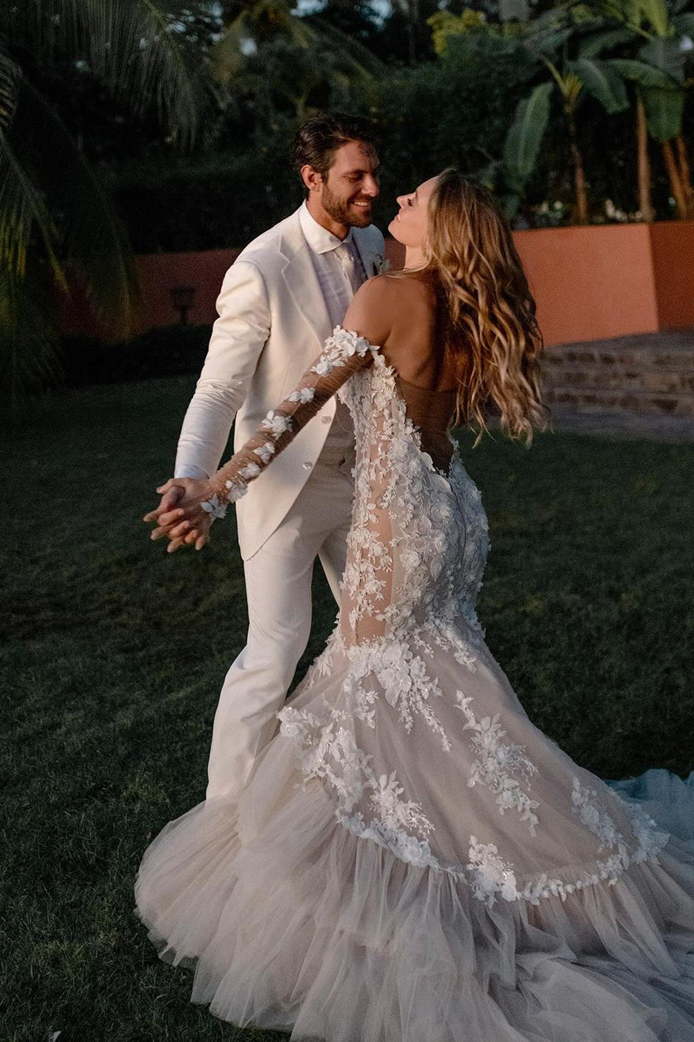 Luxurious Off-the-Shoulder Mermaid Wedding Dress with Lace