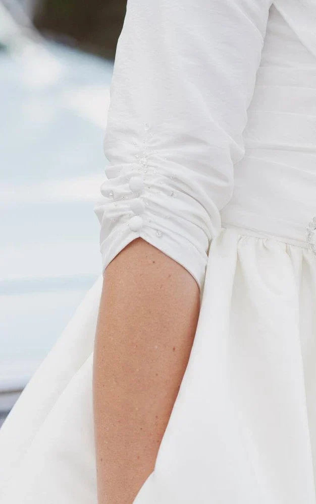 Mira | Knee-Length Wedding Dress with 3/4 Lace Sleeves