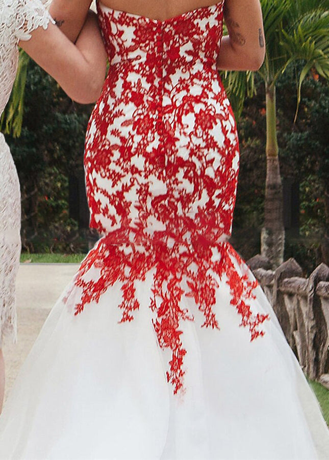 Sweetheart Sleeveless Mermaid Wedding Dress with White-Red Lace Appliques
