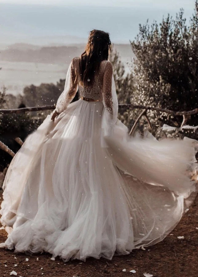Boho Two-Piece A-Line Tulle Wedding Dress with V-Neck and Full Sleeves