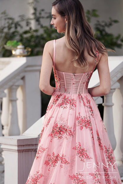 Romantic Flesh Pink A-Line Chiffon Prom Dress with Sweetheart Neck, Tiered Layers, and Slit