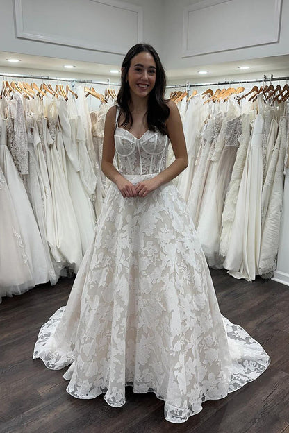 Fairy-Inspired A-Line Sweetheart Wedding Dress with Train