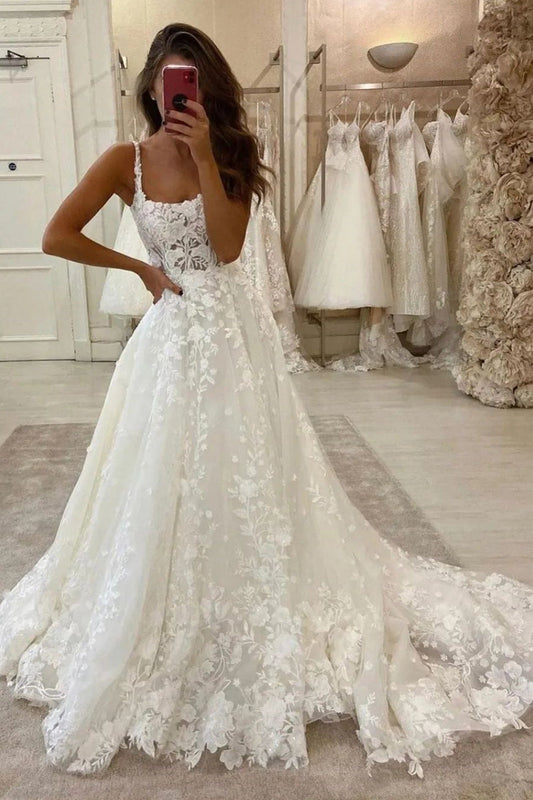 Luxurious A Line Scoop Neck Lace Tulle Wedding Dresses with Appliques LD062508