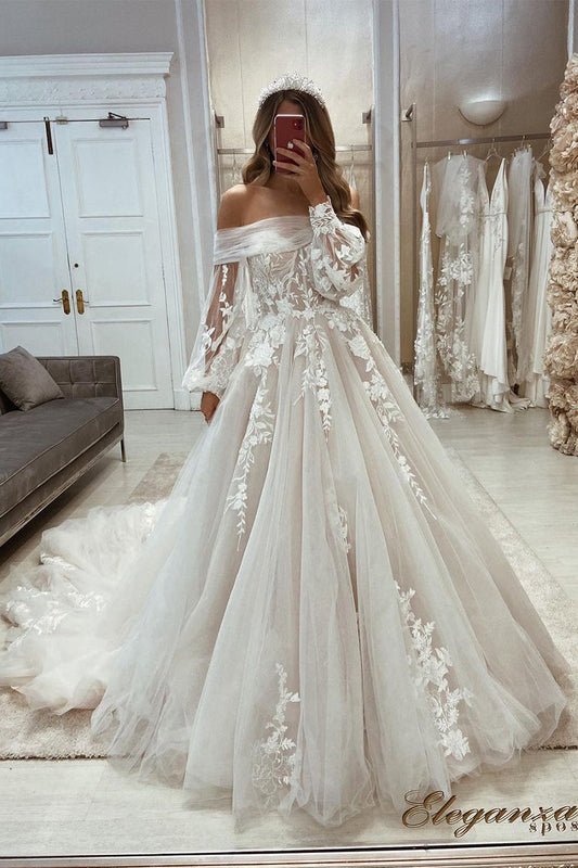 Gorgeous Bohemian A Line Off the Shoulder Tulle Wedding Dresses with Appliques LD062506