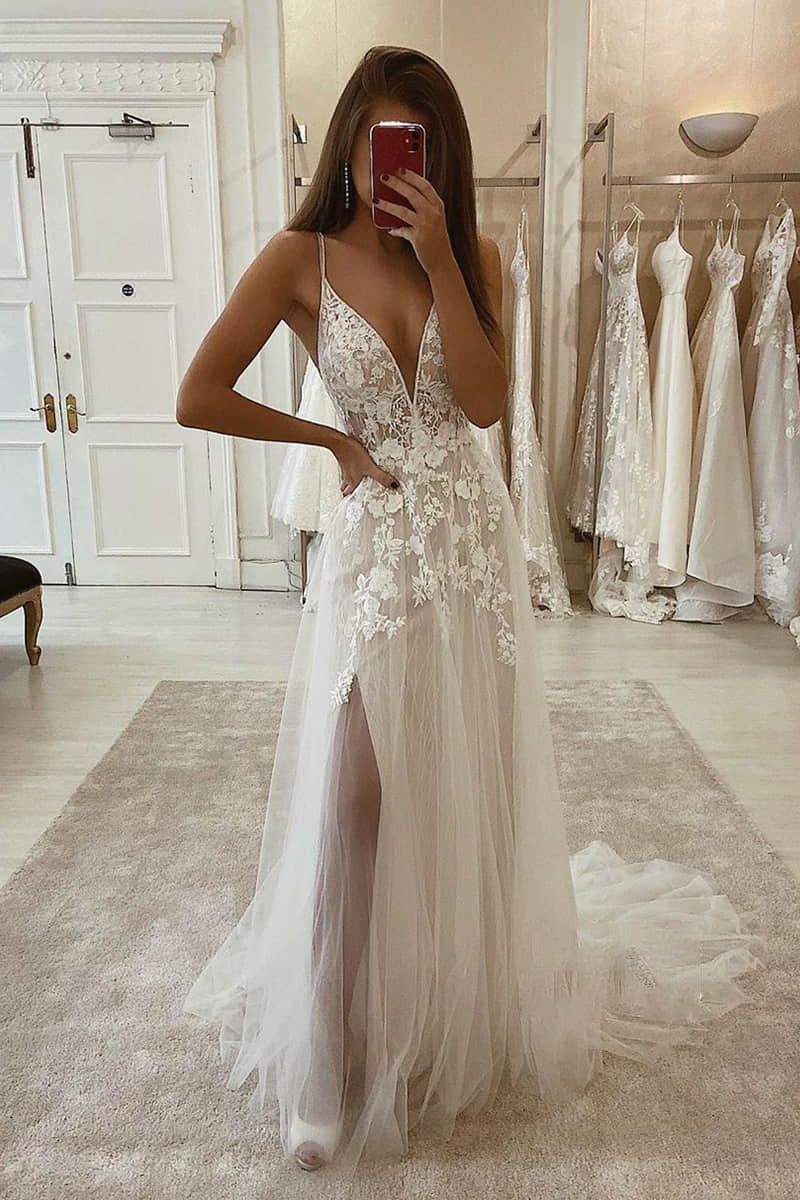 Bohemian A-Line V-Neck Tulle Wedding Dress with Appliques