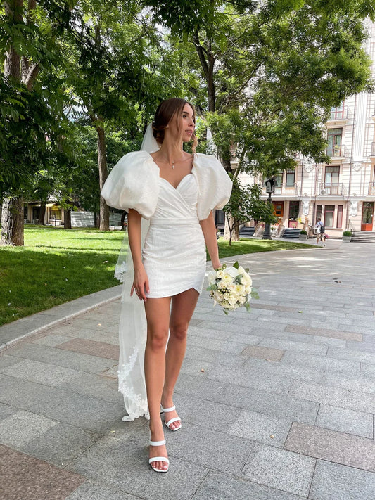 Elegant Sheath Wedding Dress with Short Puff Sleeves and V-Neck Design in White