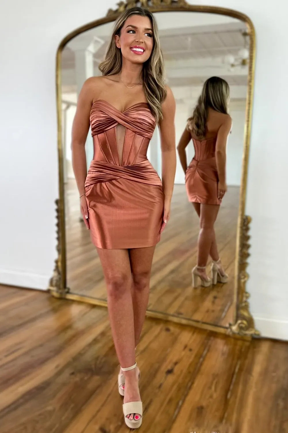 Cute Bodycon Sweetheart Keyhole Short Homecoming Dresses LD071501 Lovedreamdress Cute Bodycon Sweetheart Keyhole Short Homecoming Dresses LD071501 Lovedreamdress